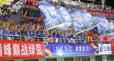 JJB-齐鲁朱雀队鏖战江南战狼队，跆拳道友谊赛惊险晋级，核心复出即建功。中场绞杀压制对手(2024年10月10日山东省武术锦标赛信息)